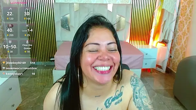 Snapshot of martinna_tay chatting on 02.03.26 martinna tay online show from 02.03.26