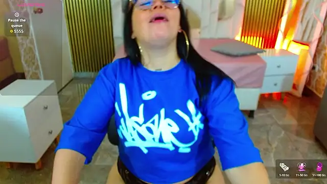 Snapshot of martinna_tay chatting on 02.05.26 martinna tay online show from 02.05.26