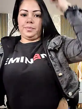 Snapshot of martinna_tay chatting on 02.25.26 martinna tay online show from 02.25.26