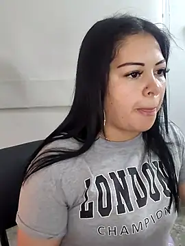 Snapshot of martinna_tay chatting on 03.09.26 martinna tay online show from 03.09.26