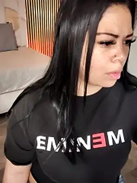 Snapshot of martinna_tay chatting on 04.09.26 martinna tay online show from 04.09.26