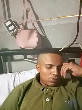 Snapshot of Akonam3000 chatting on 11.06.25 Akonam3000 online show from 11.06.25