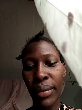 LOVELY-2BERRY online show from 12.18.25