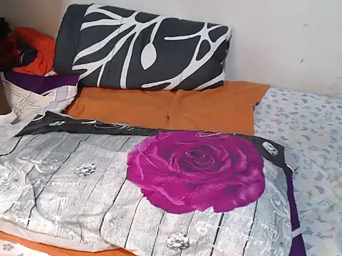 Snapshot of trina_kay chatting on 03.17.25 trina kay online show from 03.17.25