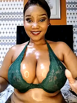 Snapshot of Spotty_Coochie chatting on 10.26.25 Spotty Coochie online show from 10.26.25