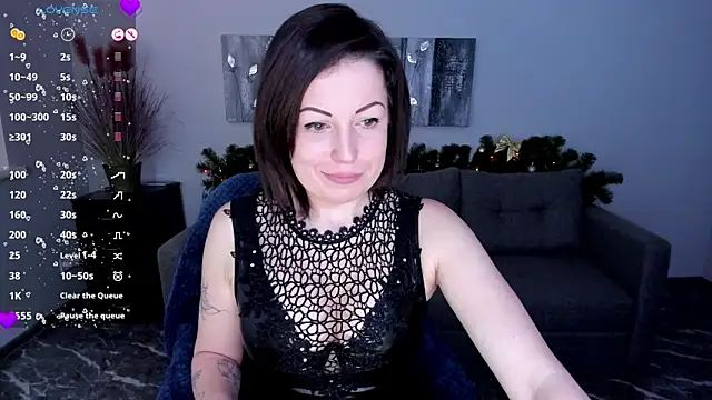 Emily Midlton online show from 01.07.25