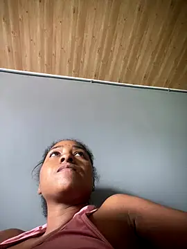 Berry Bans online show from 10.20.25