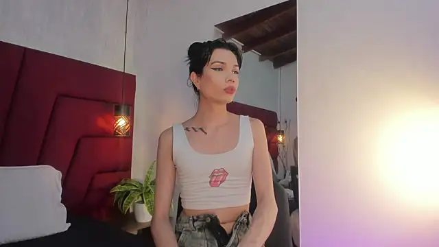 LadyLuminary online show from 01.07.26