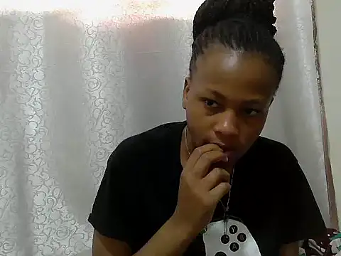 Snapshot of tinabestdoll chatting on 10.09.25 tinabestdoll online show from 10.09.25