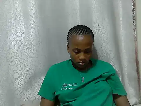 Snapshot of tinabestdoll chatting on 10.11.25 tinabestdoll online show from 10.11.25