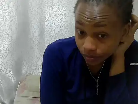 Snapshot of tinabestdoll chatting on 10.29.25 tinabestdoll online show from 10.29.25