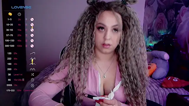  Just a queen 3 online show from 01.29.25