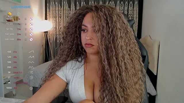  Just a queen 3 online show from 09.18.25