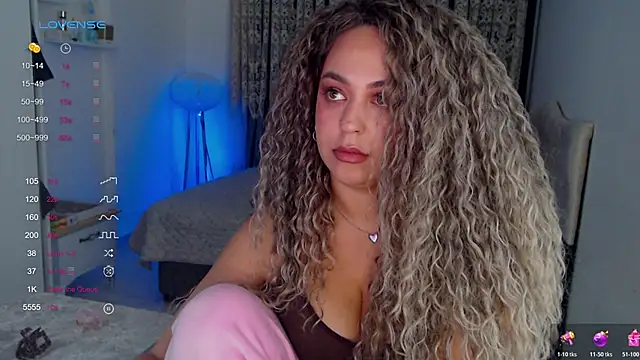  Just a queen 3 online show from 01.10.26