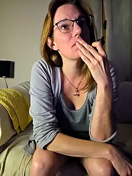 SpiceLea online show from 09.16.25