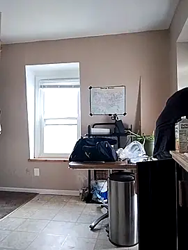 Snapshot of DARemo42O chatting on 02.19.25 DARemo42O online show from 02.19.25