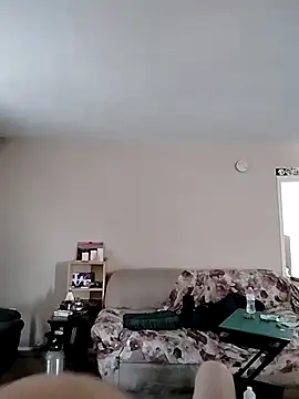 Snapshot of DARemo42O chatting on 03.08.25 DARemo42O online show from 03.08.25