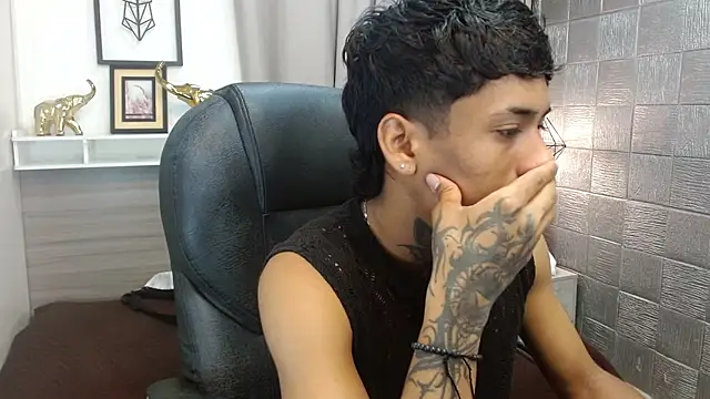 Snapshot of Alan_Cute18 chatting on 02.26.26 Alan Cute18 online show from 02.26.26