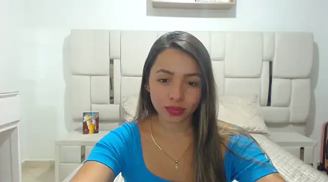 Snapshot of Ammyvelez chatting on 02.20.25 Ammyvelez online show from 02.20.25