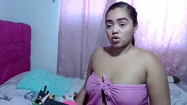 kiara milf  online show from 09.25.25