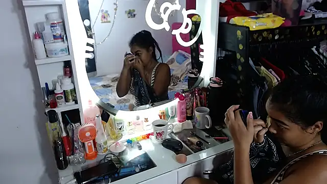 kiara milf  online show from 06.18.26