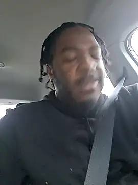 Snapshot of MRHANDSOME3800 chatting on 10.12.25 MRHANDSOME3800 online show from 10.12.25