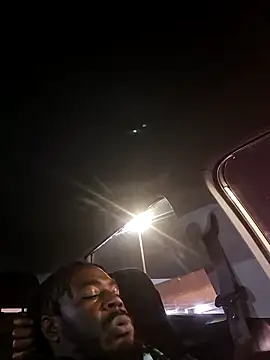 Snapshot of MRHANDSOME3800 chatting on 10.28.25 MRHANDSOME3800 online show from 10.28.25