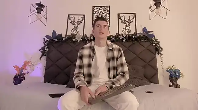 MikaelSlow online show from 01.11.25