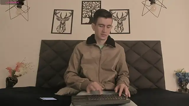 MikaelSlow online show from 01.19.25
