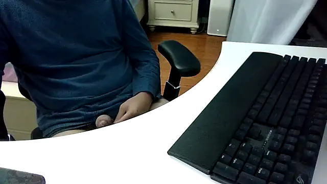 big-pig online show from 11.29.25