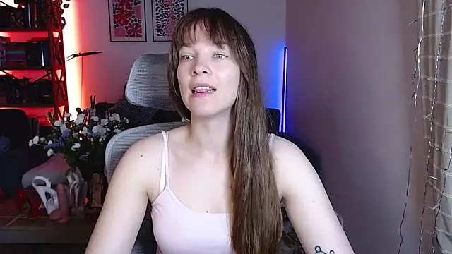 Snapshot of kenzie_x chatting on 06.11.26 kenzie x online show from 06.11.26