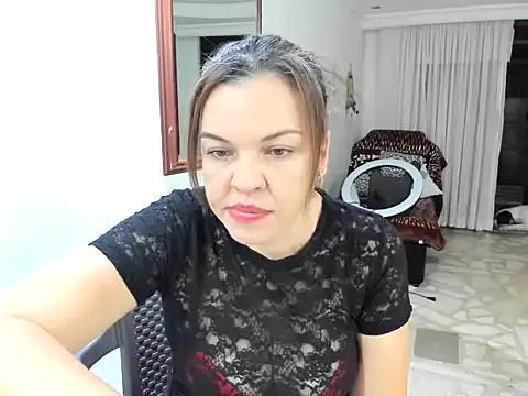 MarilynDavies online show from 09.26.25