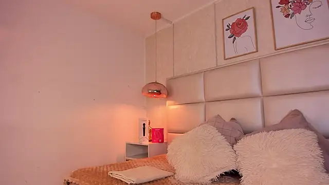 Aily Yozuko online show from 10.03.25