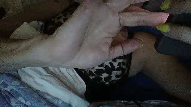 Snapshot of MarikaMilff chatting on 10.29.25 MarikaMilff online show from 10.29.25