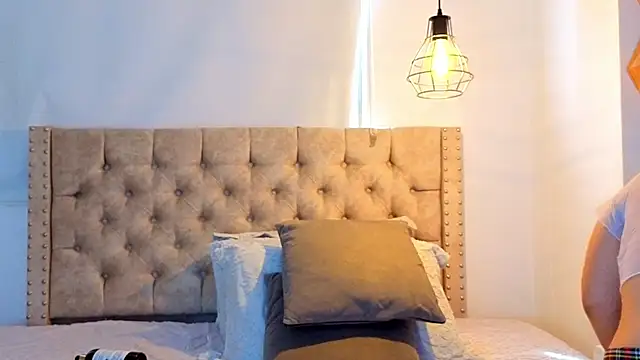 Anya Texas online show from 02.18.26