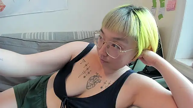 luxgray online show from 04.17.26