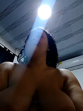 Liancy online show from 12.04.25