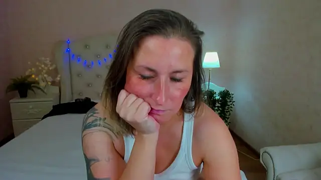 HotLiss online show from 01.19.25