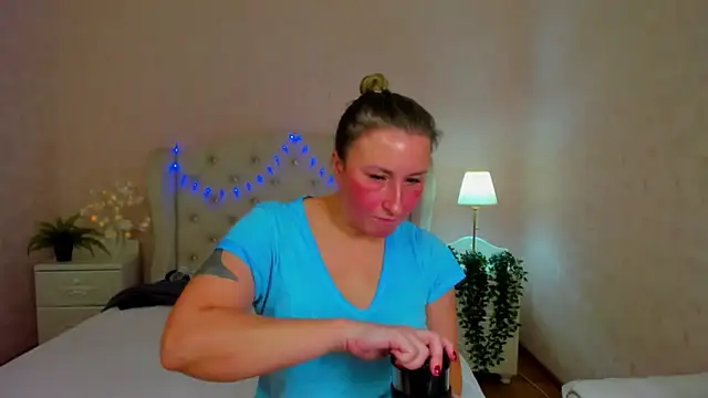 HotLiss online show from 01.26.25