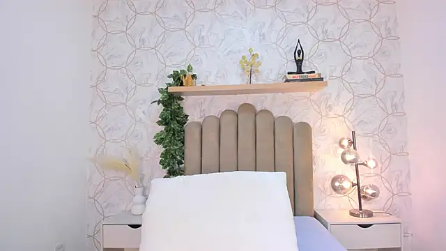 Roma  love online show from 11.08.25