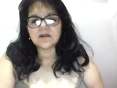 Snapshot of kassandra02 chatting on 12.12.24 kassandra02 online show from 12.12.24