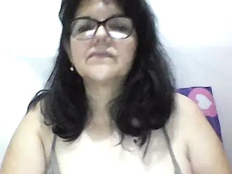 Snapshot of kassandra02 chatting on 12.16.24 kassandra02 online show from 12.16.24