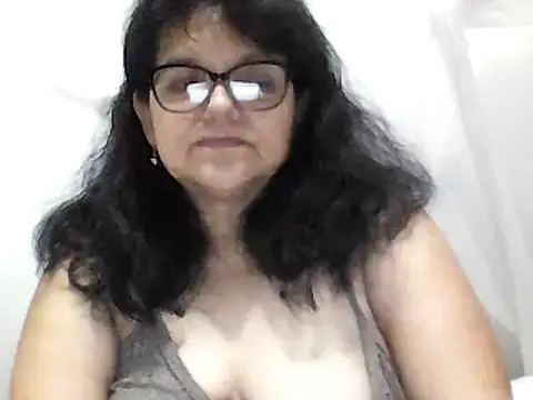 Snapshot of kassandra02 chatting on 12.21.24 kassandra02 online show from 12.21.24