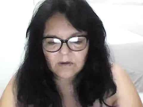 Snapshot of kassandra02 chatting on 12.30.24 kassandra02 online show from 12.30.24
