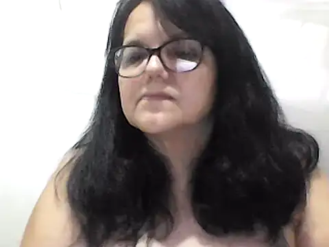 Snapshot of kassandra02 chatting on 01.05.25 kassandra02 online show from 01.05.25