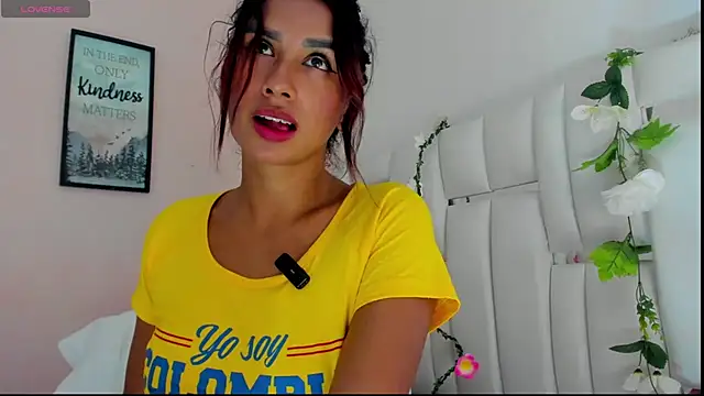 Snapshot of Vivi_bless chatting on 07.07.26 Vivi bless online show from 07.07.26