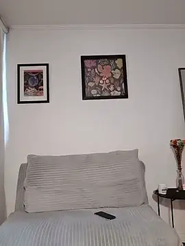 Redfloweer1 online show from 01.07.25