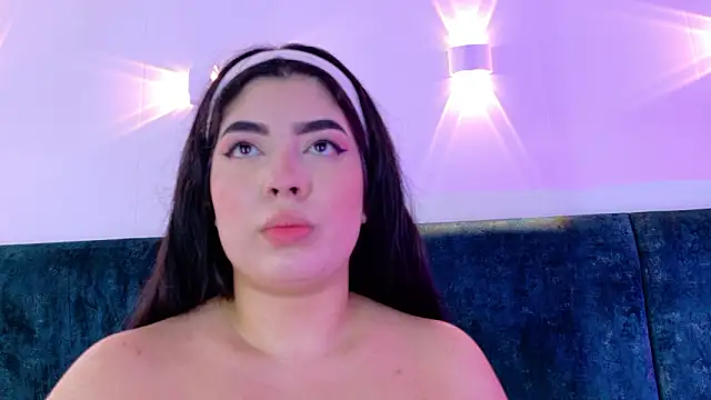 AgathaLynx online show from 02.05.26