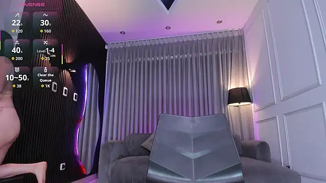 Anna parkker  online show from 10.25.25