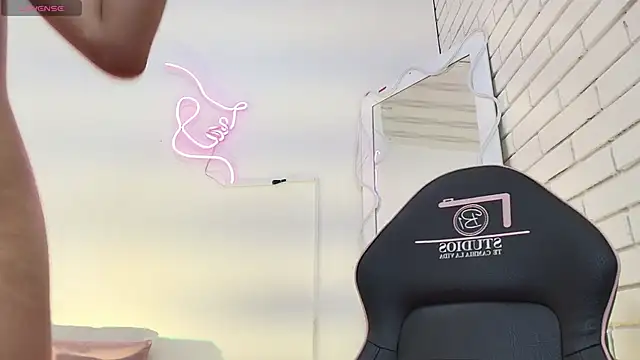 Pia tay online show from 09.23.25